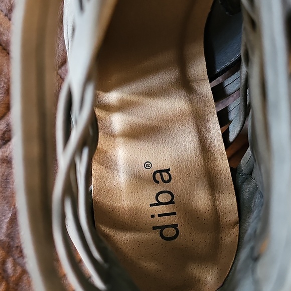 Peep Toe Shoes - Picture 15 of 16